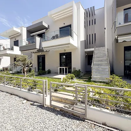 Ofriniou Heaven - 200m From The - Swimming Pool Access - Starlink Wifi Apartmán Orfánion