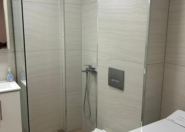Ofriniou Heaven - 200m From The - Swimming Pool Access - Starlink Wifi *