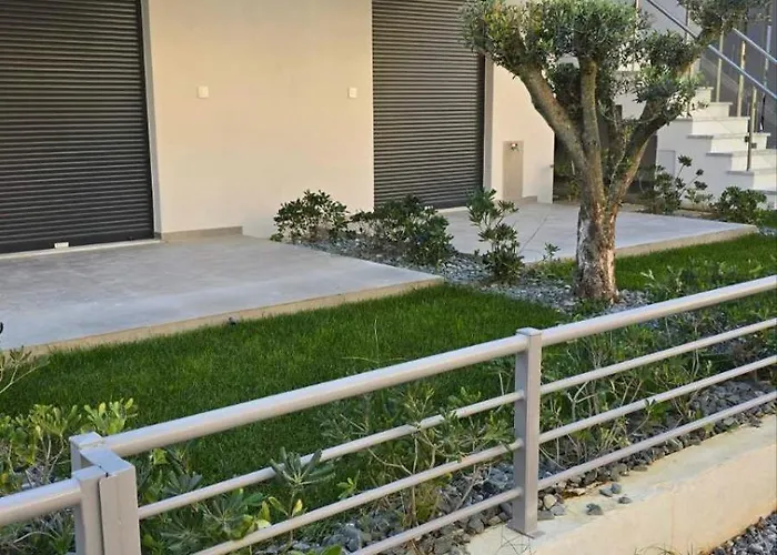 Ofriniou Heaven - 200m From The - Swimming Pool Access - Starlink Wifi *